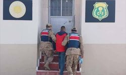 Kars'ta 'şantaj' suçundan aranan firari hükümlü yakalandı