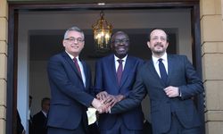 KKTC Cumhurbaşkanı Erhürman ile GKRY Lideri Hristodulidis ara bölgede görüştü