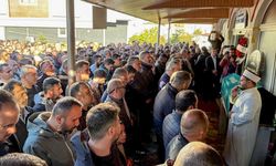 Kocaeli'deki fabrika yangınında hayatını kaybedenlerden Tuncay Yıldız'ın cenazesi İstanbul'da defnedildi