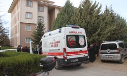 Konya'da 4 katlı binada çıkan yangında bir kadın yaralandı