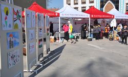 Kütahya'da Gazze yararına kermes düzenlendi