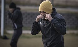 Milli kick boksçu Emre Karaca'nın hedefi Abu Dabi'de de madalya