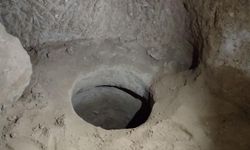 Nevşehir'de keşfettikleri yer altı şehrinde define arayan 2 zanlı yakalandı