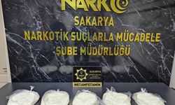 Sakarya'da emekli polisin aracında 5 kilogram uyuşturucu ele geçirildi