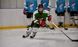 Şampiyon buz hokeyci Nil'in 'milli takımda kaptanlık' hayali