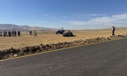 Siirt'te devrilen otomobildeki 1 kişi öldü, 1 kişi ağır yaralandı