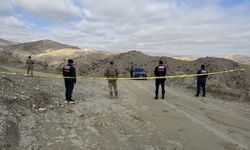 Sivas'ta demir madeni ocağında göçük altında kalan işçiyi arama çalışmalarına ara verildi