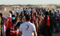 Türk Kızılay, Sudan'da Faşir'den yerinden edilenlere gıda desteği sağladı