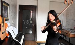 14 yaşındaki keman sanatçısı Ceren, yeteneğiyle adını dünyaya duyuruyor