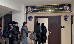 Ağrı Dağı kırsalında 11 düzensiz göçmen ve 3 göçmen kaçakçısı yakalandı