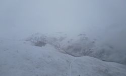 Bayburt'ta soğuk hava ve sis etkili oldu