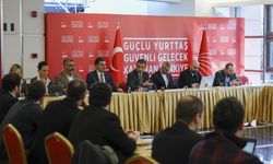 CHP'li Emre ve Bulut gazetecilerle bir araya geldi