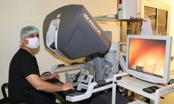 Erzurum Şehir Hastanesi'nde robotik cerrahi yöntemiyle ilk göğüs ameliyatı