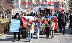 Erzurum'da sağlıkçılar Gazze için yürüyüşlerini 110. haftada sürdürdü