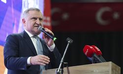 Gençlik ve Spor Bakanı Bak, İzmir'de Sporun Enleri Ödül Töreni'nde konuştu: