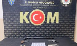 Hatay'da 2 şüpheli kargoyla tarihi eser göndermeye çalışırken yakalandı