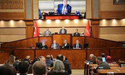 İBB Meclisinde savcılığın iddianamesindeki 'kreş bağışı' iddialarına ilişkin soru önergesi