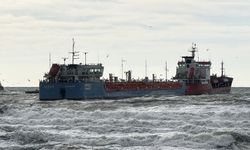 İstanbul Küçükçekmece açıklarında iki tanker birbirine temas etti