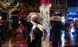 İstanbul'un bazı bölgelerinde kar yağışı etkili oluyor