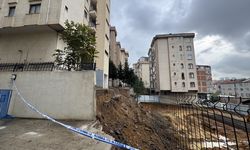 Kadıköy'de inşaat şantiyesindeki istinat duvarı yıkıldı