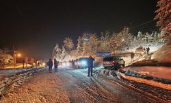 Karabük'te kar yağışı sürüyor