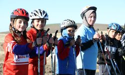 Kayaklı koşu sporcularının 'kar beklentisi'