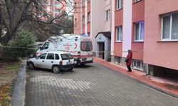 Kütahya'da bir apartmanın 10'uncu katından düşen kişi öldü
