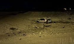 Kütahya'da tarlaya savrulan otomobilin sürücüsü yaralandı