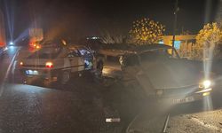Osmaniye'de iki otomobilin çarpıştığı kazada 1 kişi öldü, 4 kişi yaralandı