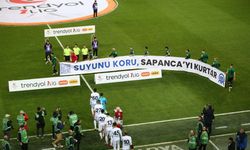 Sakaryaspor, 'Suyunu Koru, Sapanca'yı Kurtar' pankartıyla maça çıktı