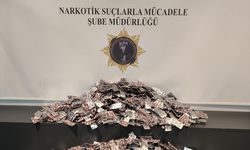 Samsun'da oto kurtarıcıdaki otomobilde 28 bin uyuşturucu hap ele geçirildi