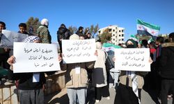 Suriye'nin Kuneytra ilinde İsrail'in ihlalleri protesto edildi