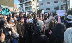 Suriye'nin Lazkiye ilindeki protestolarda 3 kişi öldü, 60 kişi yaralandı