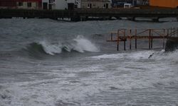 Tekirdağ'da poyraz deniz ulaşımını olumsuz etkiliyor