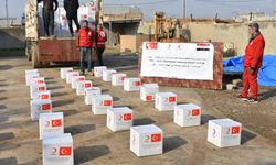 Türk Kızılay, Irak'ın Kerkük kentinde selzedelere gıda yardımı ulaştırdı