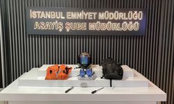 Ümraniye'de hırsızlık için girdiği evin sahibinin takılarını gasbeden zanlı ve azmettirici yakalandı