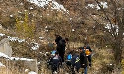 Yozgat'ta şarampole devrilen motosikletteki sürücü adayı yaralandı