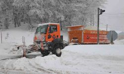 Bolu Dağı'nda yoğun kar yağışı başladı
