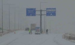 Gercüş'te Ayrancı geçidi kar nedeniyle ulaşıma kapandı