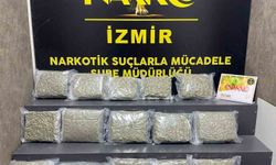 İzmir'de araçtan 21 kilo uyuşturucu çıktı