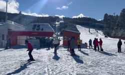 Sarıkamış Kayak Merkezi'nde hafta sonu yoğunluğu