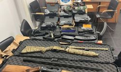 Sınırda çok sayıda kaçak silah ve mermi yakalandı