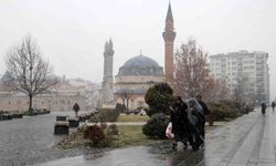 Sivas'ta kar yağışı etkili oldu, kartpostallık görüntüler oluştu