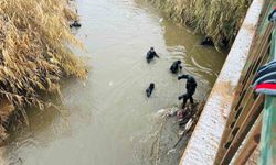 Sulama kanalında kaybolan sürücüyü arama çalışmaları sürüyor