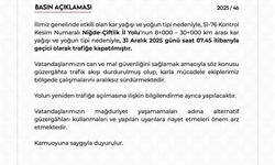 Yoğun kar ve tipi Niğde-Çiftlik yolunu trafiğe kapattı