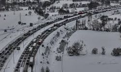 Sıcaklıklar Sert Düşüyor: İstanbul’da Kış Geri Dönüyor, Kar Alarmı Verildi