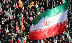 İran’da Kriz Derinleşiyor: Binlerce Ölü, On Binlerce Tutuklama