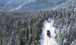 Adana Feke'de kar 1 metreyi aştı, çocuklar kızakla tatilin tadını çıkardı