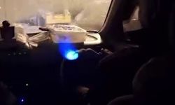 Araç içerisinde pürmüzle ısınmaya çalıştılar