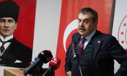 Bakan Tekin Malatya'da görme engelli öğrencilerle bir araya geldi